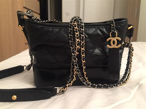 chanel gabrielle hobo review